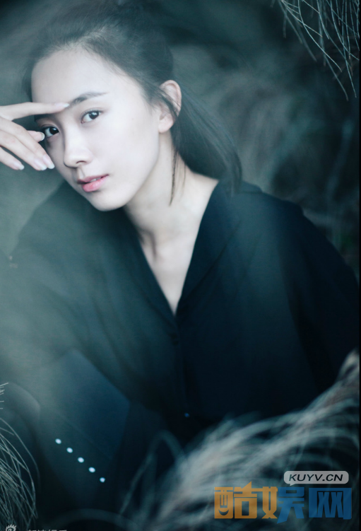被催眠的催眠师宋奕是谁演的？被催眠的催眠师宋奕的扮演者朱颜曼滋个人资料、写真、生活照欣赏