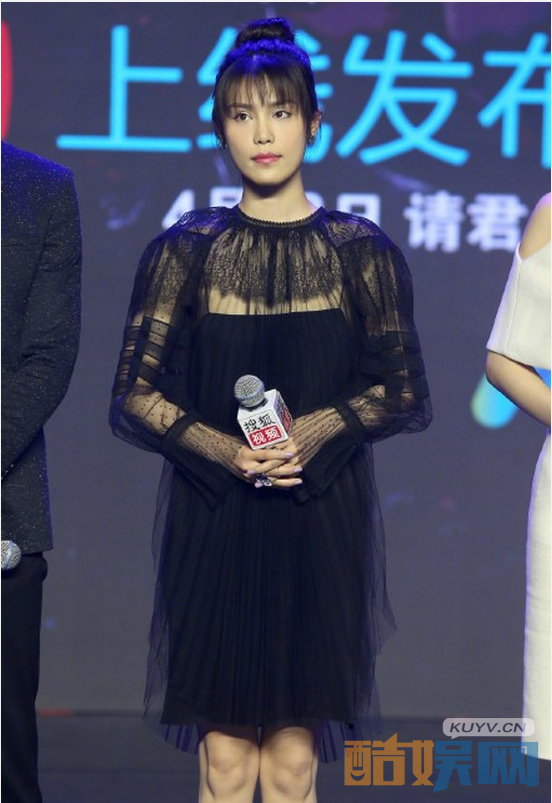 被催眠的催眠师发布会 杨玏展示催眠绝技