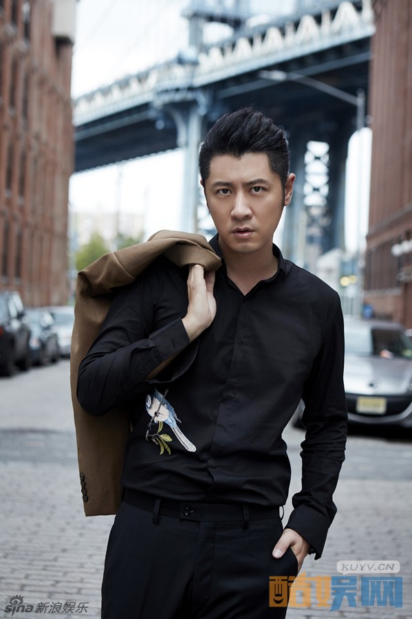 任重服装广告写真