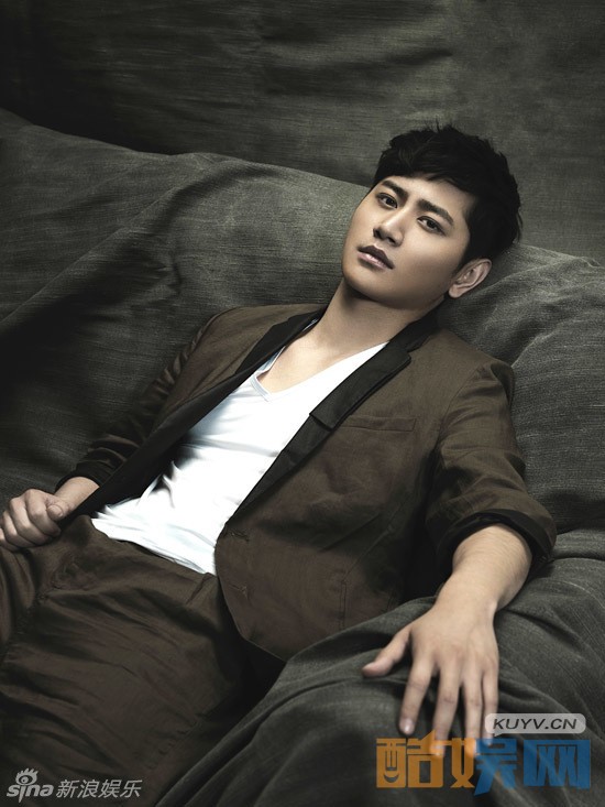 思美人张仪是谁演的 思美人张仪演者李雨轩个人资料、写真、生活照欣赏