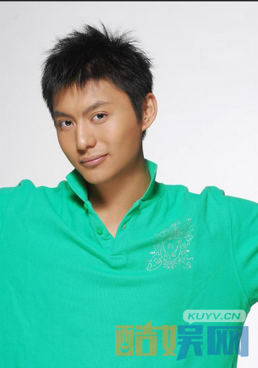 御姐归来何一坤是谁演的？御姐归来何一坤的扮演者侯京健个人资料、写真、生活照欣赏