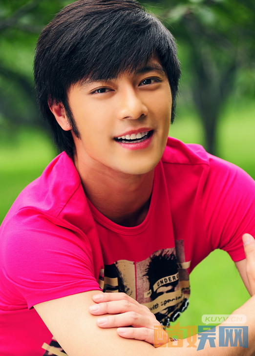 御姐归来王特是谁演的？御姐归来王特扮演者王钧赫个人资料、写真、生活照欣赏