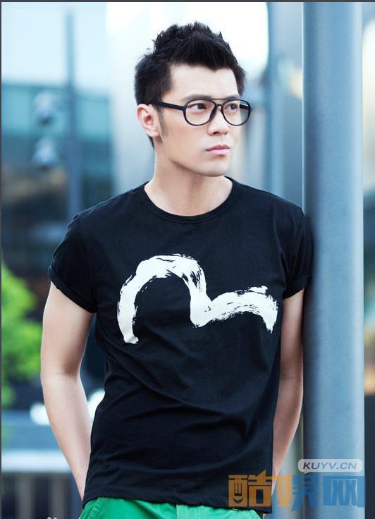 御姐归来王特是谁演的？御姐归来王特扮演者王钧赫个人资料、写真、生活照欣赏