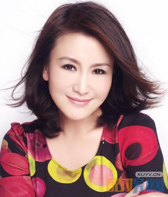 继承人郑昊姨妈小雪是谁演的？电视剧继承人继承人男主郑昊小姨扮演者王茜个人资料、写真、生活照欣赏