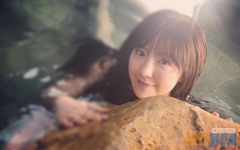 繁星四月李宝英是谁演的?繁星四月李宝英扮演者赵奕欢个人资料、写真、生活照欣赏