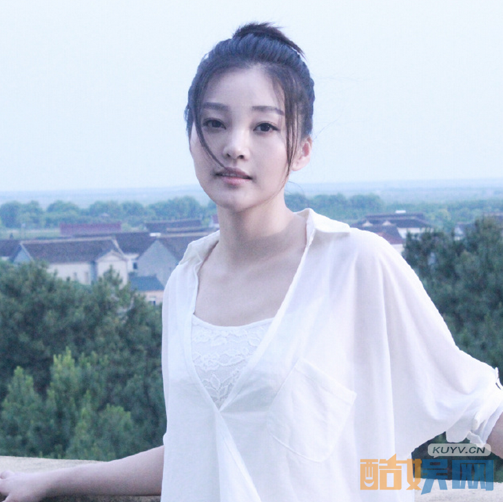 御姐归来肖妍是谁演的？御姐归来肖妍扮演者郭艳个人资料、写真、生活照欣赏