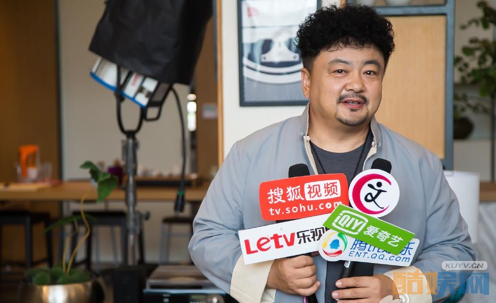 《小情人》片场照