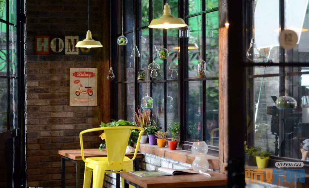 《王子咖啡店》片场照