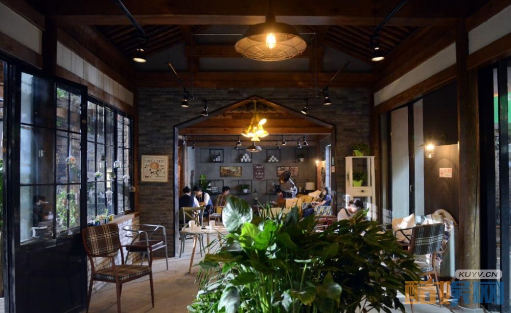 《王子咖啡店》片场照