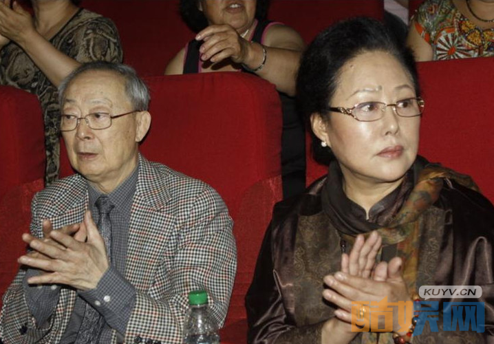 斯琴高娃个人经历 斯琴高娃个人资料简介 斯琴高娃写真、活动照、剧照欣赏    斯琴高娃老公陈亮声