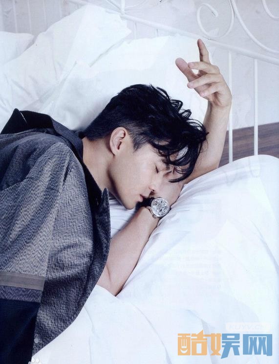 求婚大作战天使是谁扮演的？求婚大作战天使扮演者张智霖个人资料、写真、生活照欣赏