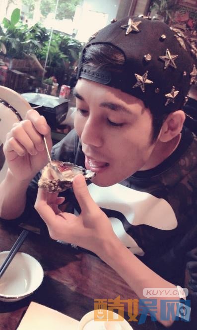 求婚大作战大雄老师是谁演的？求婚大作战大雄老师扮演者杨金赐个人资料、写真、生活照欣赏