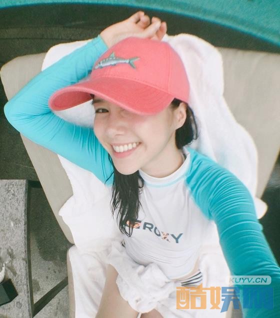 繁星四月闵四月妈妈的远房侄女闵一蓉是谁演的？繁星四月闵一蓉扮演者李佳颖个人资料、写真、生活照欣赏