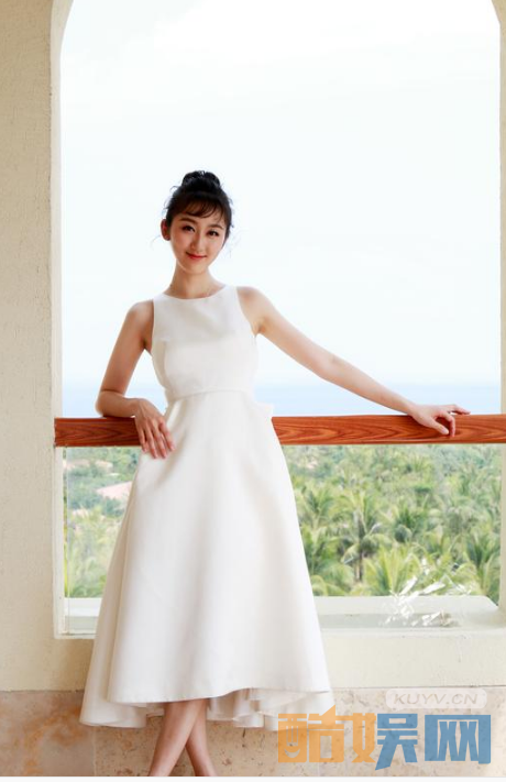 蒋方婷个人经历  蒋方婷个人资料简介  蒋方婷写真、生活照、活动照欣赏
