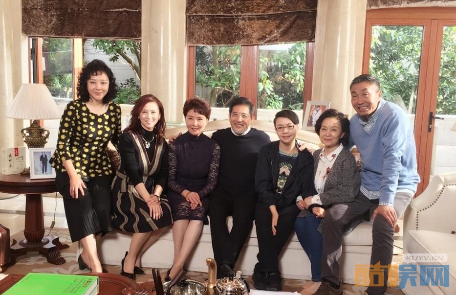 亲爱的她们片场照