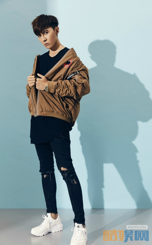 唐禹哲个人经历  唐禹哲个人资料简介  唐禹哲个人写真、杂志、生活照、活动照欣赏