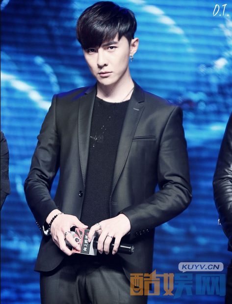  唐禹哲个人经历  唐禹哲个人资料简介  唐禹哲个人写真、杂志、生活照、活动照欣赏