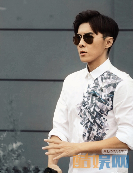  唐禹哲个人经历  唐禹哲个人资料简介  唐禹哲个人写真、杂志、生活照、活动照欣赏