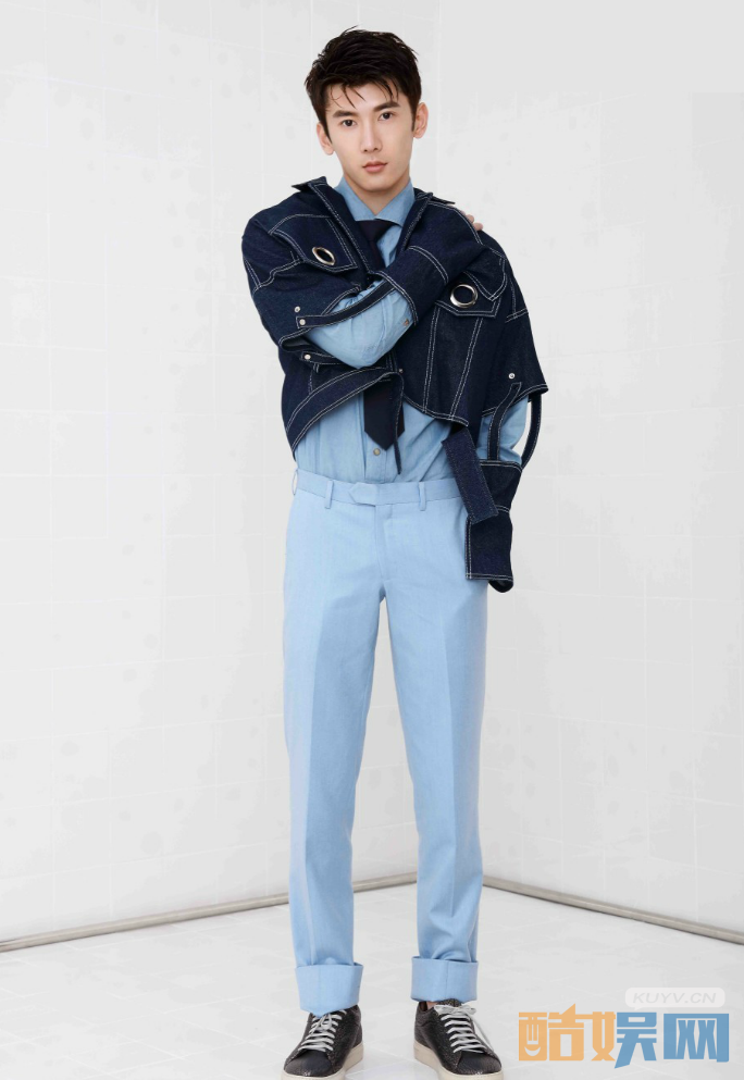 刘芮麟个人经历  刘芮麟个人资料简介  刘芮麟写真、杂志、生活照、活动照欣赏