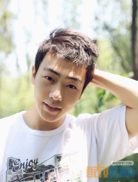 于翔个人经历  于翔个人资料简介 于翔写真、生活照、活动照欣赏