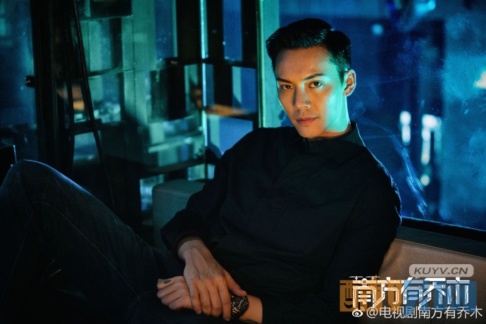 南方有乔木首曝夜色版剧照,陈伟霆化身酒吧老板