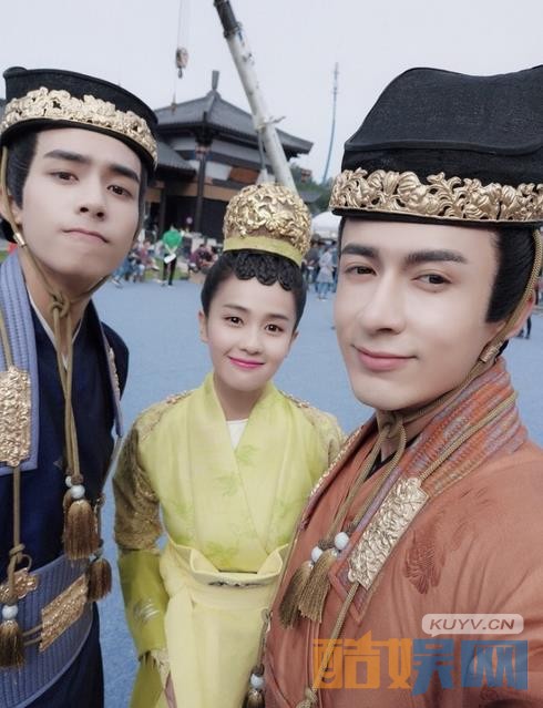 《凤囚凰》片场照