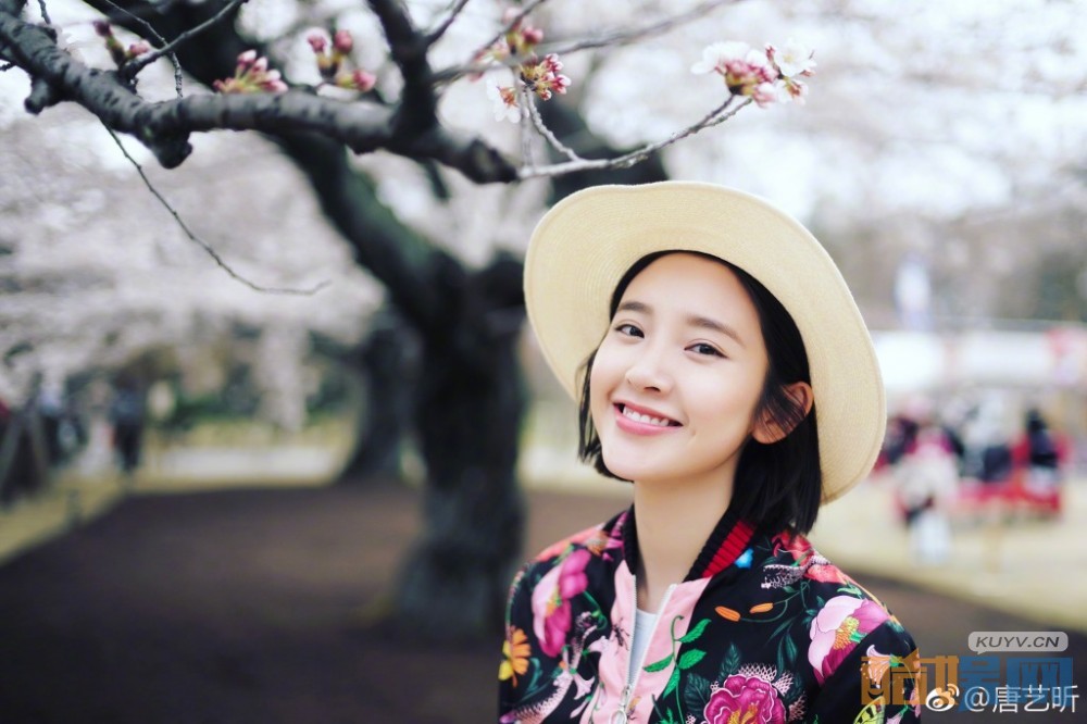 军师联盟曹丕的皇后郭照是谁演的 军师联盟曹丕的皇后郭照扮演者唐艺昕个人资料、写真、生活照欣赏