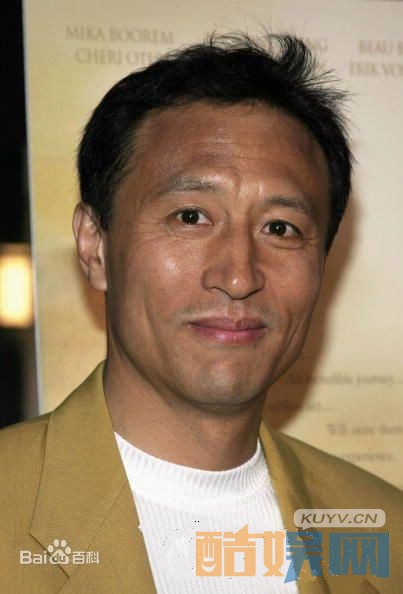 军师联盟诸葛亮孔明是谁演的 军师联盟诸葛亮孔明扮演者王洛勇个人资料、写真、生活照欣赏