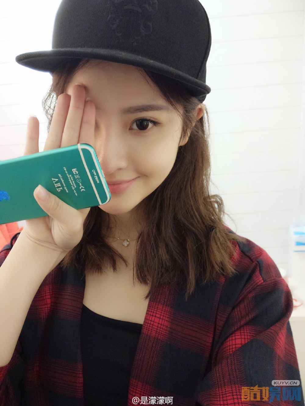 赖雨濛微博自拍写真