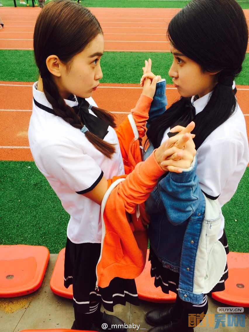 赖雨濛好友合照写真