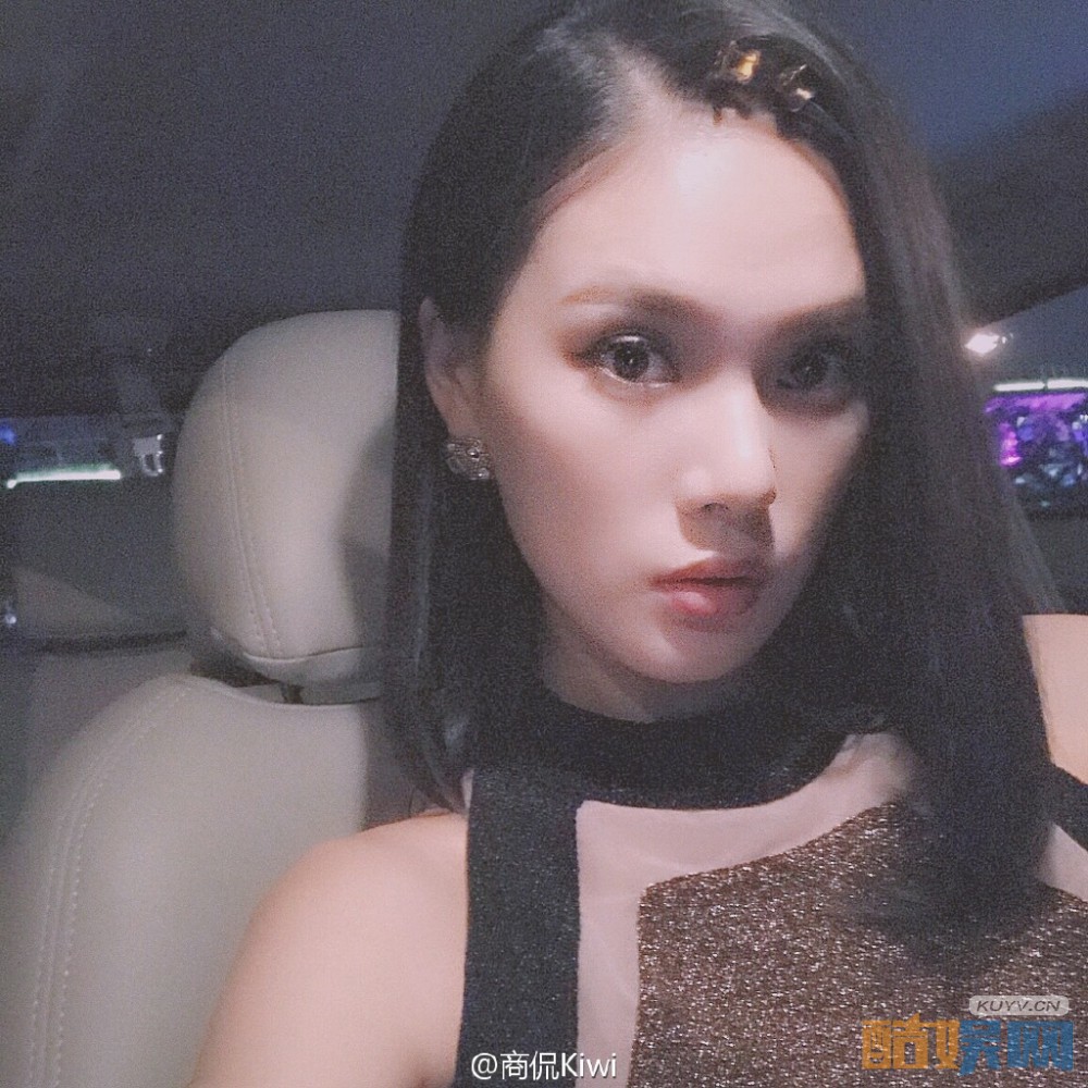 夏至未至七七的经济人Carol是谁扮演的 夏至未至七七的经济人Carol扮演者商侃个人资料、写真、生活照欣赏