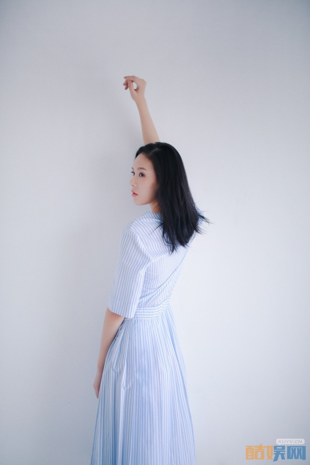 夏至未至七七的经济人Carol是谁扮演的 夏至未至七七的经济人Carol扮演者商侃个人资料、写真、生活照欣赏