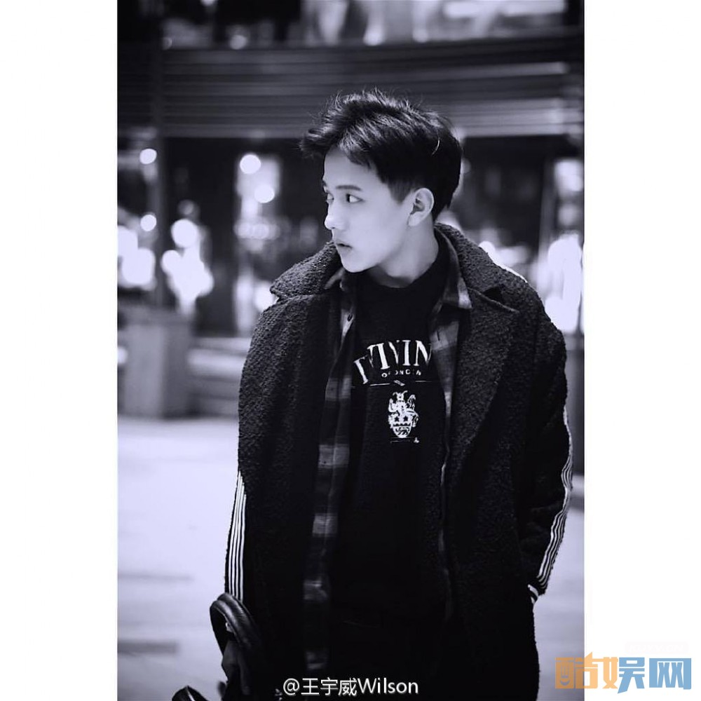 王宇威帅气写真
