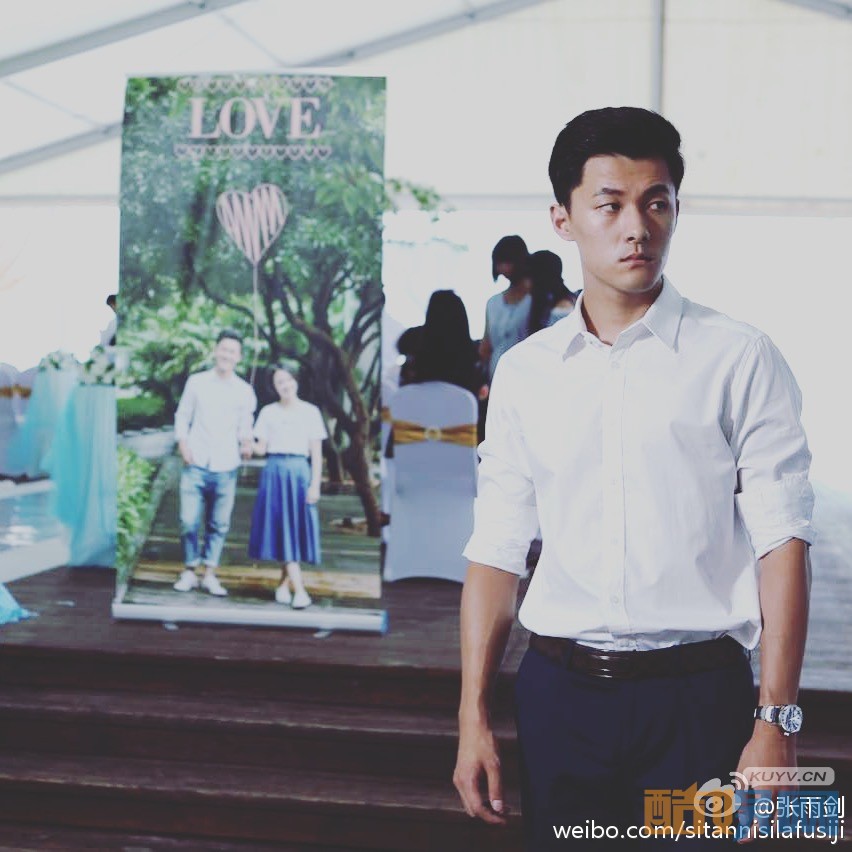 张雨剑《隐形的翅膀》剧照写真