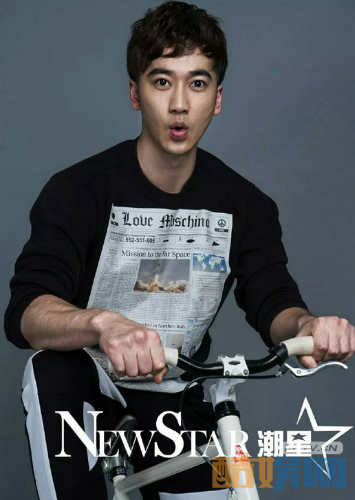  毛方圆个人经历  毛方圆个人资料简介  毛方圆写真、杂志、杂志、活动照、生活照欣赏 