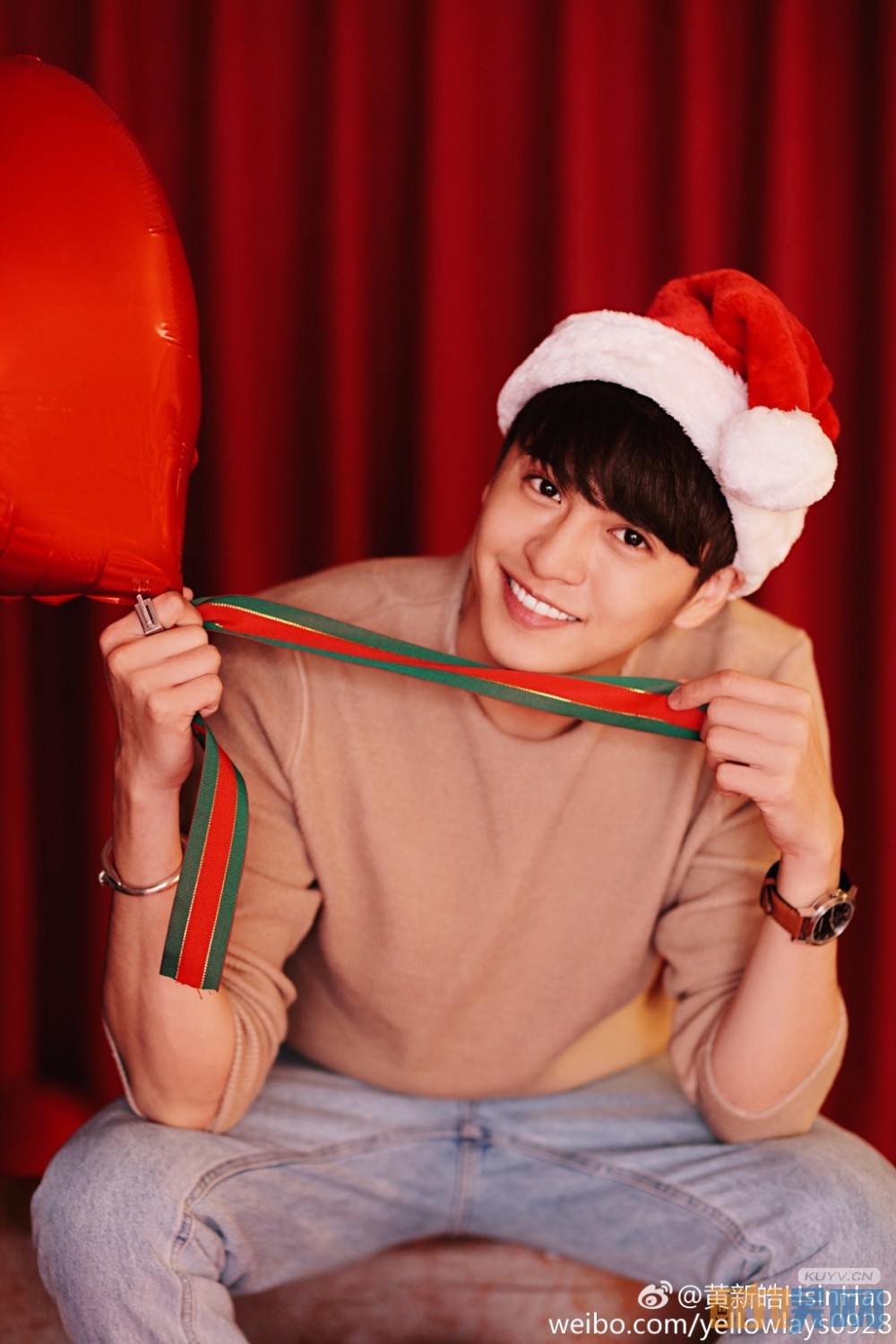 黄新皓帅气写真