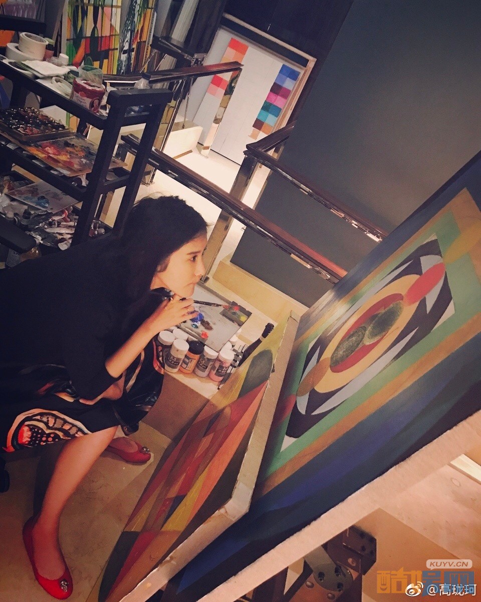 电视剧我的1997李欣欣辛迪是谁演的？电视剧我的1997李欣欣辛迪扮演者高珑珂个人资料、写真、生活照欣赏