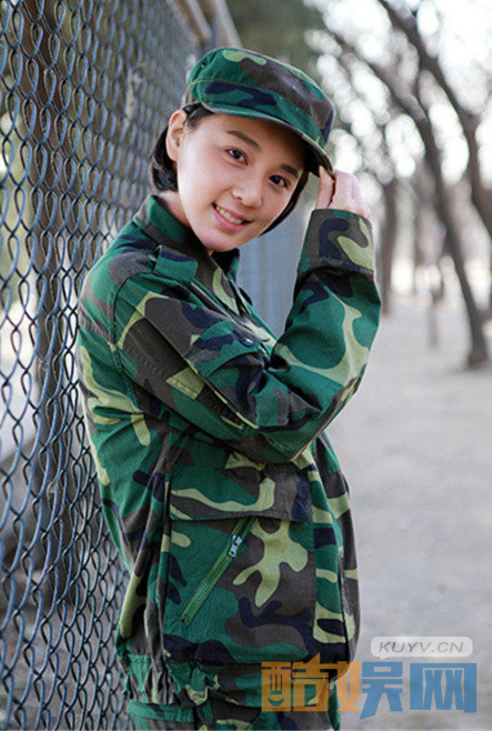 华娇个人经历 华娇个人资料简介  华娇写真、杂志、生活照、活动照欣赏