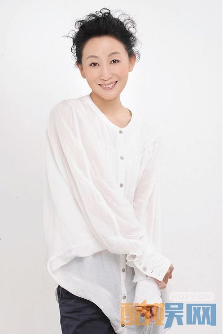 电视剧我的1997高建国的母亲岳芳英是谁演的？电视剧我的1997高建国的母亲岳芳英扮演者陈瑾个人资料、写真、生活照欣赏