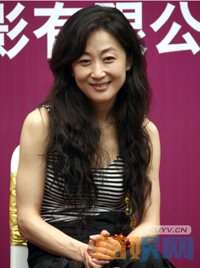 电视剧我的1997高建国的母亲岳芳英是谁演的？电视剧我的1997高建国的母亲岳芳英扮演者陈瑾个人资料、写真、生活照欣赏