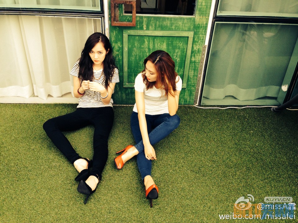 王霏霏和好友合照写真