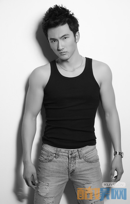 将军在上伊诺王子是谁演的？将军在上伊诺王子扮演者张峻鸣个人资料、写真、生活照欣赏