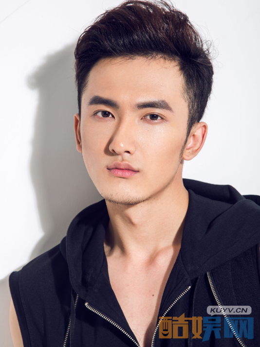 将军在上伊诺王子是谁演的？将军在上伊诺王子扮演者张峻鸣个人资料、写真、生活照欣赏