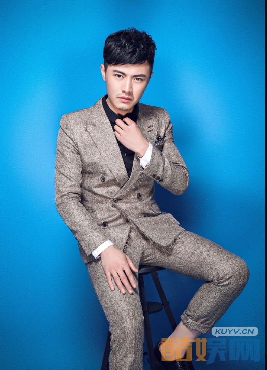 陈忻泽个人经历  陈忻泽个人资料简介  陈忻泽写真、杂志、生活照、活动照欣赏 