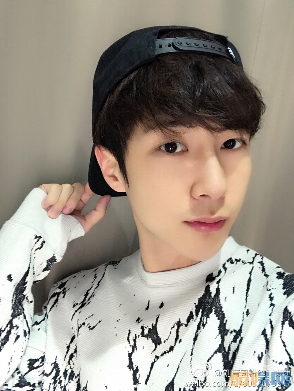 刘育同生活照写真