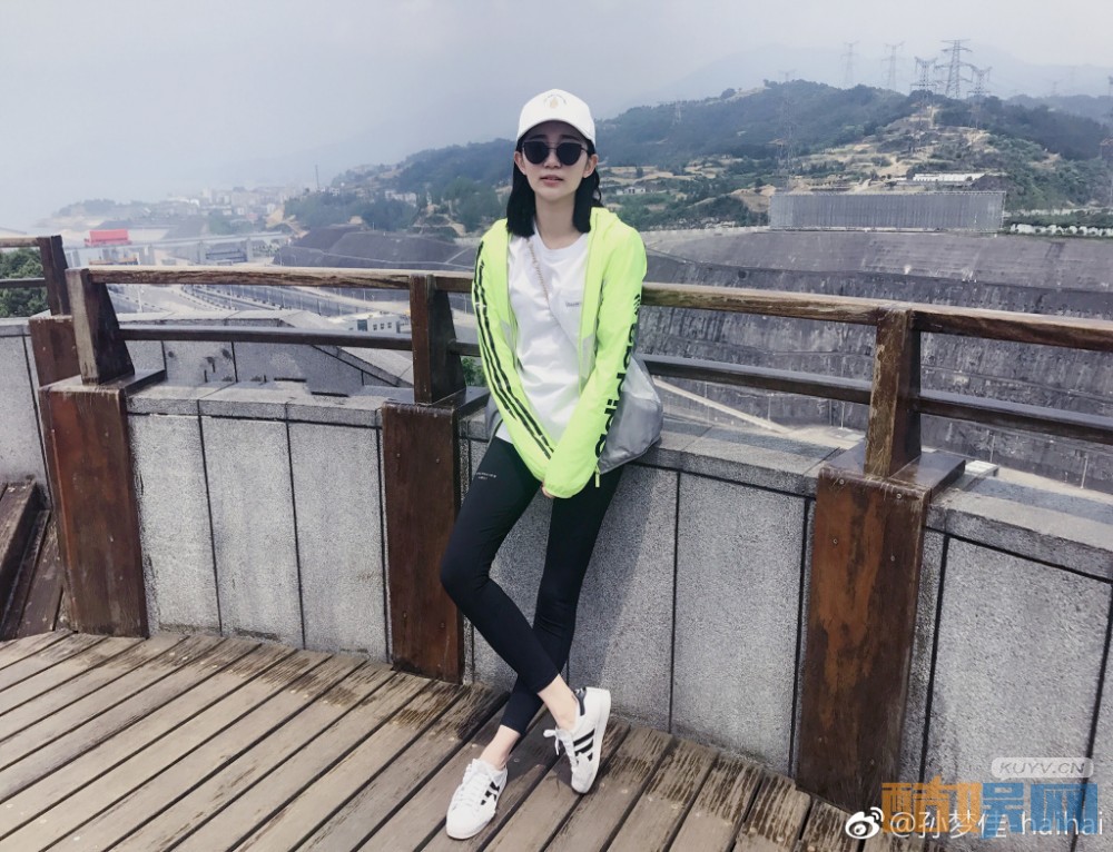 电视剧我的1997阿芳是谁演的？电视剧我的1997阿芳扮演者孙梦佳个人资料、写真、生活照欣赏