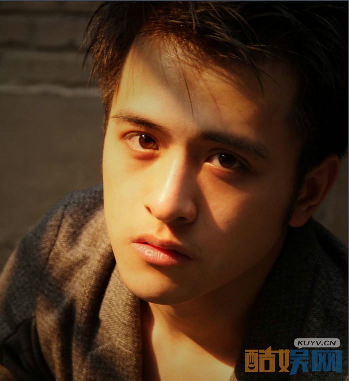 电视剧一起同过窗第二季毕十三是谁演的？电视剧一起同过窗第二季毕十三扮演者应岱臻个人资料、写真、生活照欣赏