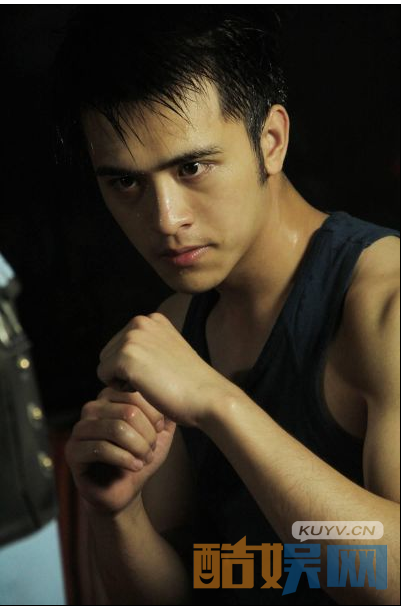 电视剧一起同过窗第二季毕十三是谁演的？电视剧一起同过窗第二季毕十三扮演者应岱臻个人资料、写真、生活照欣赏