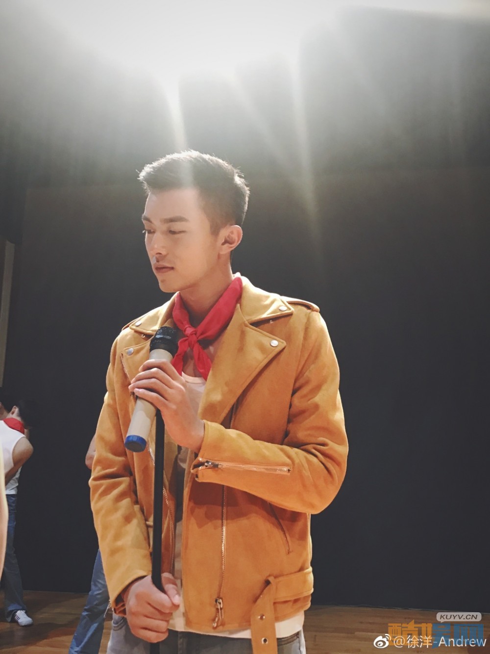 电视剧深海利剑姜耀是谁扮演的 电视剧深海利剑姜耀扮演者徐洋个人资料、写真、生活照欣赏