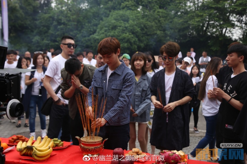 幽兰湖之御厨驾到片场照